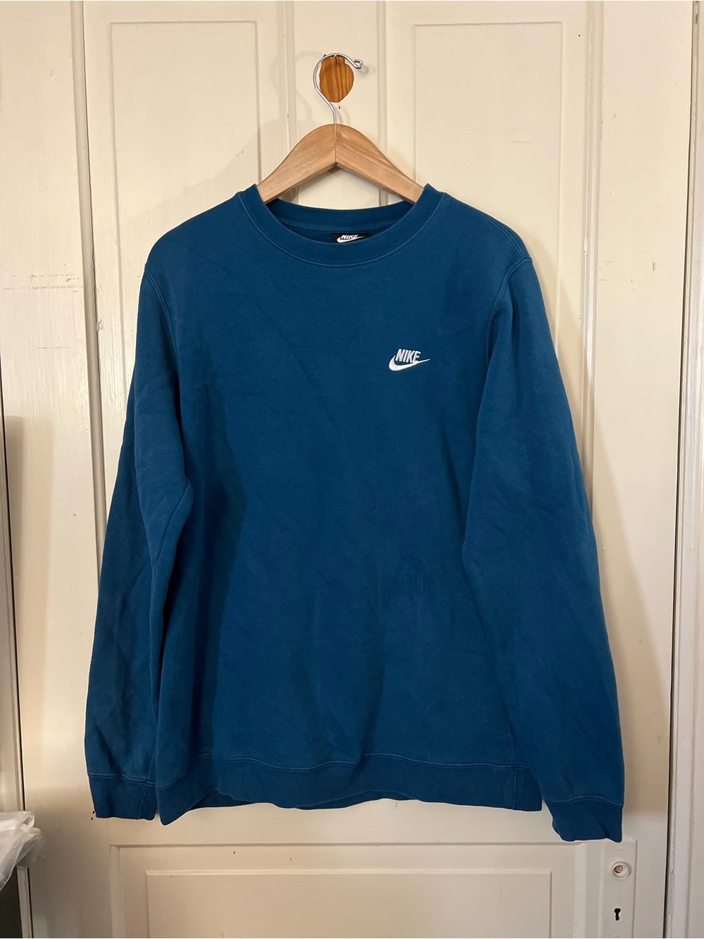 Nike Club Men's Fleece Crew Sweatshirt Blue/Light Khaki Size Large
